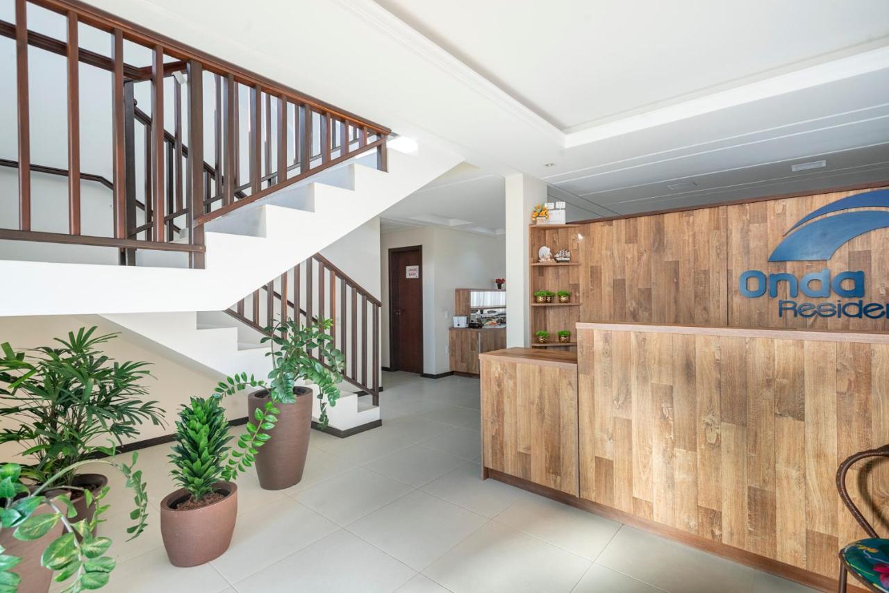מלון בומבינאס Residencial Onda Azul מראה חיצוני תמונה